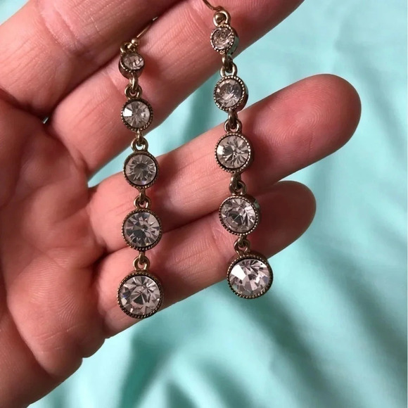 MUDD Drop Earrings - Picture 5 of 5